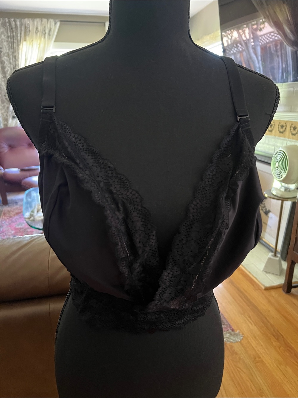 Black Lace Trim Women's Bralette Top 40 K/L